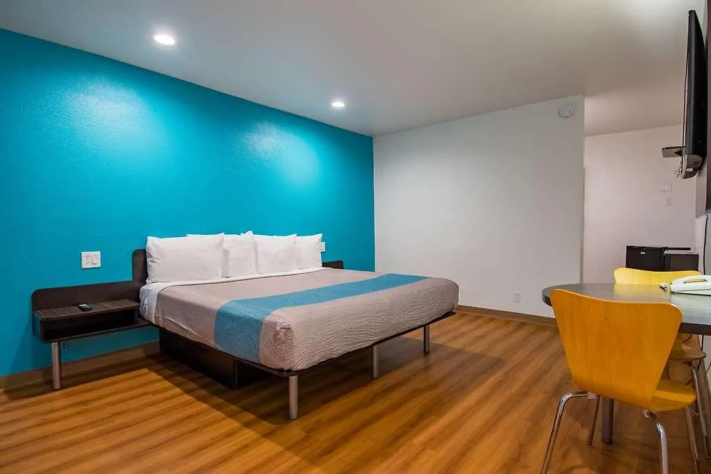 Motel 6-San Bernardino, Ca - Downtown